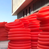 Adopting HDPE (high-density polyethylene) and carbon composite material extrusion molding, rotary type